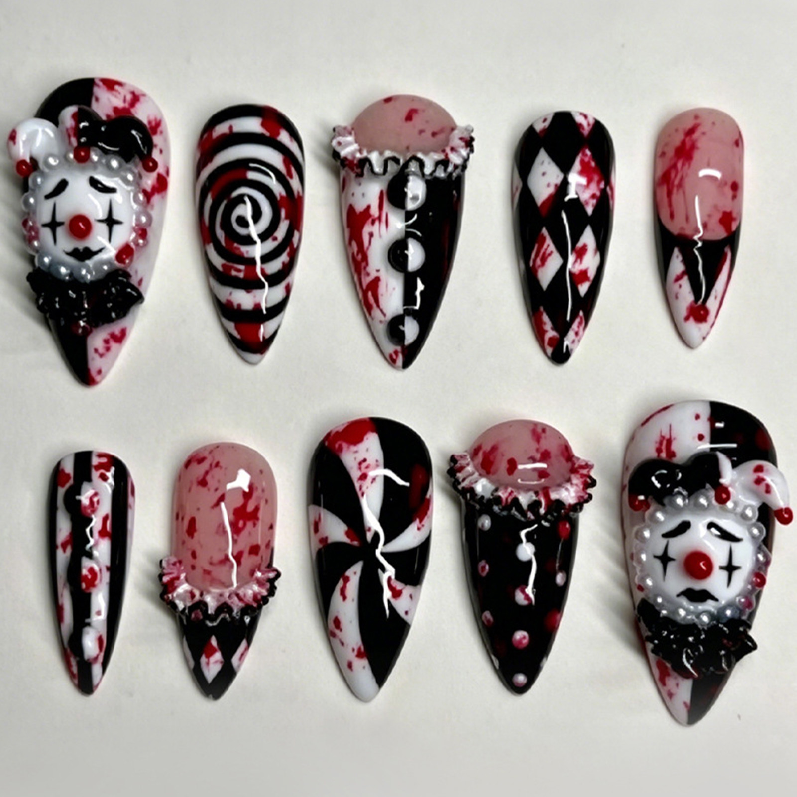 30 Stück Lustige Dunkle Clown  – Nail Art Press On Bewertung und Preis