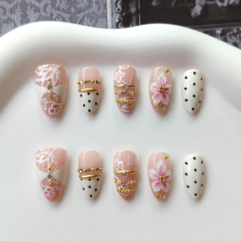 10 Stück 3D-vergoldete weiße S – Nail Art Press On Bewertung und Preis