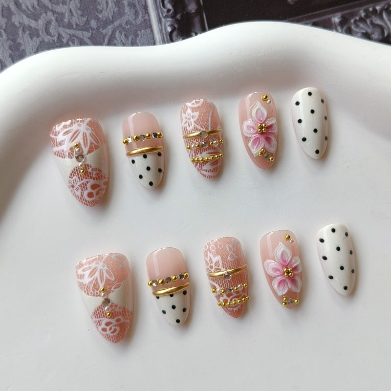 10 Stück 3D-vergoldete weiße S – Nail Art Press On Bewertung und Preis