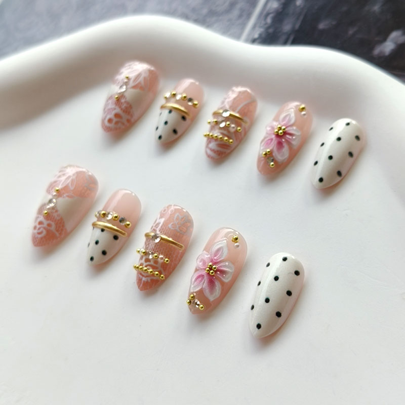 10 Stück 3D-vergoldete weiße S – Nail Art Press On Bewertung und Preis